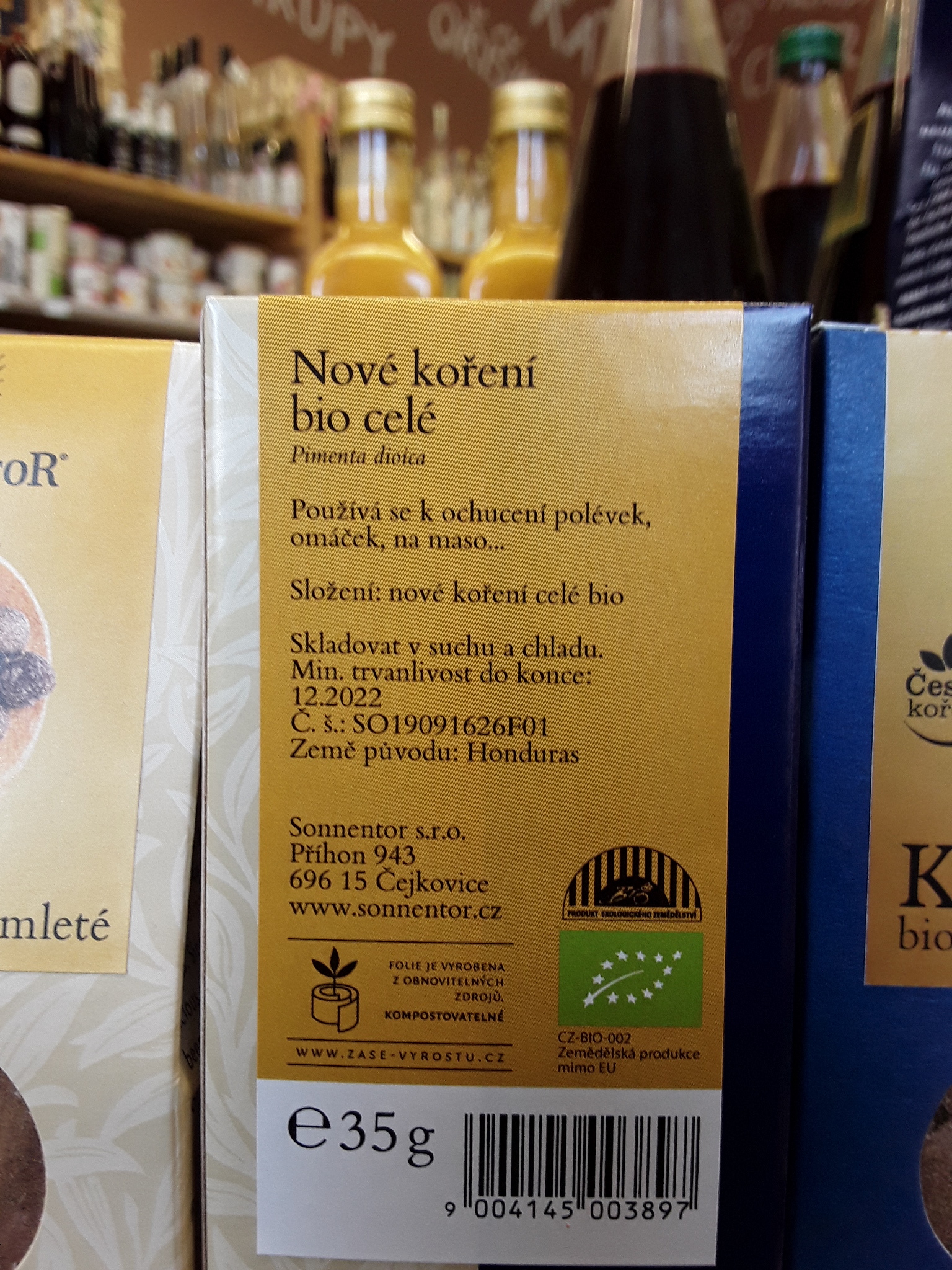 Nové koření, celé