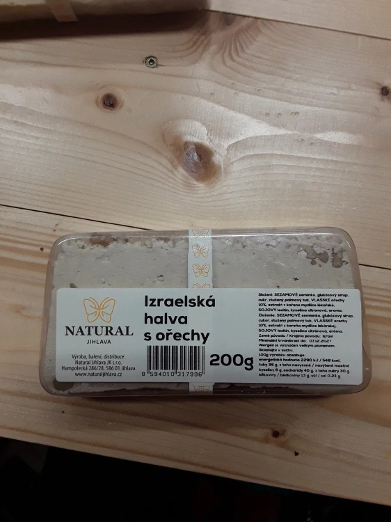 Izraelská halva s ořechy