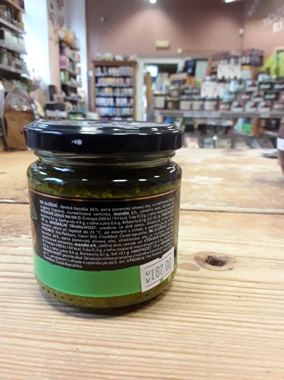Bazalkové pesto s mandlemi