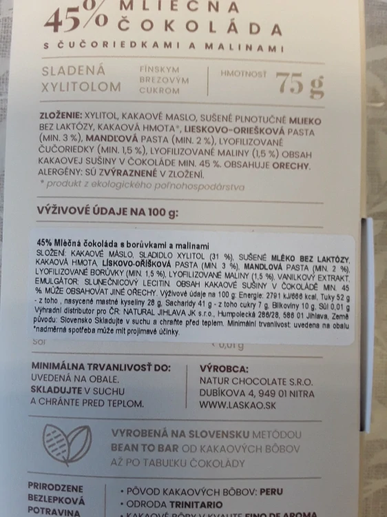 Mléčná čokoláda s malinami a borůvkami bez laktózy