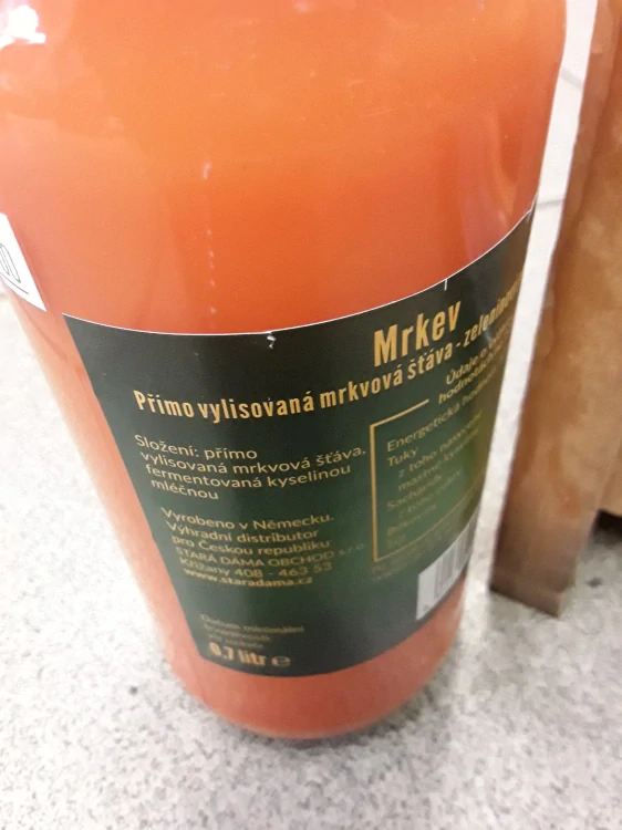 Lisovaná mrkvová šťáva