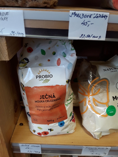 Ječná mouka celozrnná