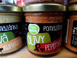 Pomazánka olivy a peperoncini