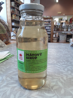 Mátový sirup