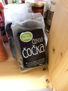 Čočka černá