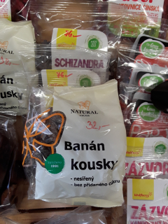 Banán kousky