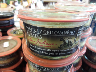 Paštika z grilovaného kuřátka
