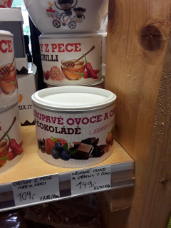 Křupavé ovoce a ořechy v čokoládě