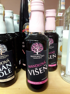 Hustopečská mandlová višeň cestovní