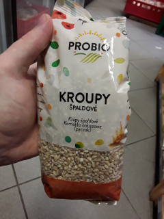 Kroupy špaldové