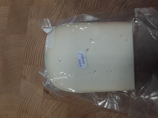 kozí mladá gouda