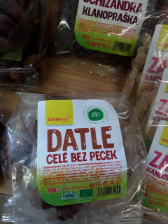 Datle celé bez pecek