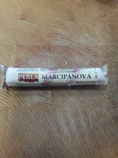 Marcipánová tyčinka