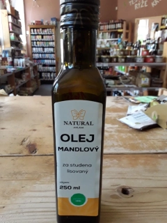 Olej mandlový