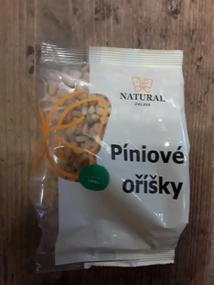 Piniové oříšky