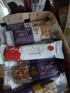 Müsli v jogurtu jahoda