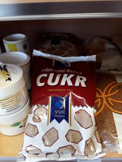 Přírodní řepný cukr