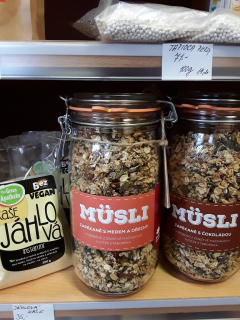 Müsli zapékané s medem a ořechy