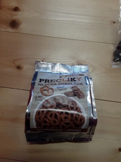 Solené preclíky v mléčné čokoládě 