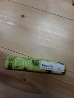 Tyčinka mléčná čokoláda pistachio Dubai style