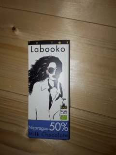 Byl mléčná čokoláda zotter Labooko Nikaragua 50%. Bez lepku