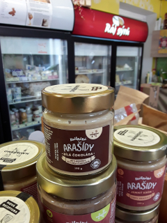 Mělněné arašídy bílá čokoláda