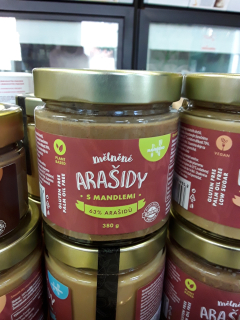 Mělněné arašídy s mandlemi