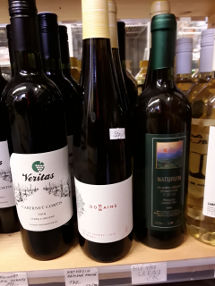 Bílé suché zemské víno Domaine