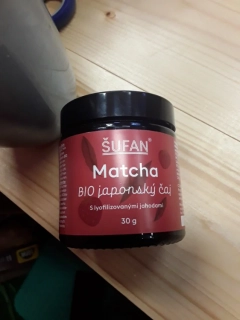 Bio japonský čaj matcha s jahodami