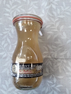 Bezový sirup z květů černého bezu